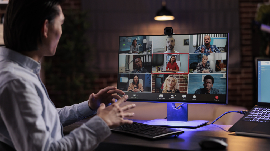 Choosing the Right Online Meeting Platforms for Large Groups